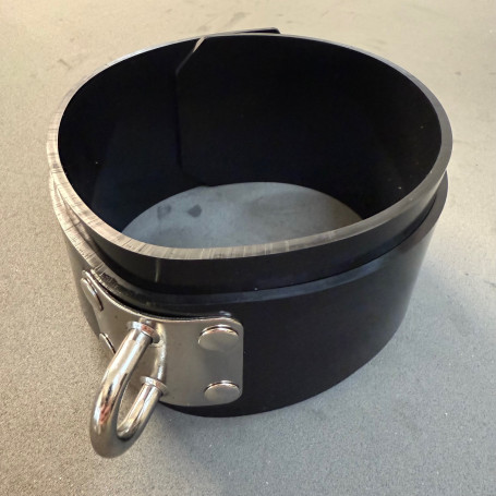 Bredt Latex Halsbånd