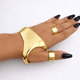 Bangle Wide Cuff (Gold Color)